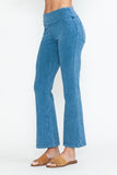 Chatoyant Mineral Wash Capris With Pockets Lt. Denim