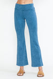 Chatoyant Mineral Wash Capris With Pockets Lt. Denim