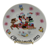 Vintage Walt Disney's 1973 Christmas Collector Plate