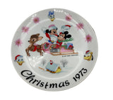 Vintage Walt Disney's 1973 Christmas Collector Plate
