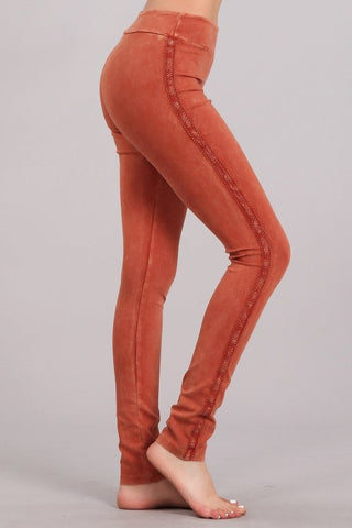 Chatoyant Mineral Wash Side Lace Leggings Rust