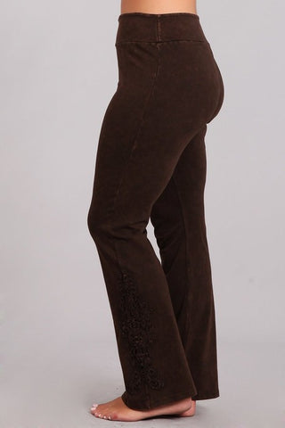 Chatoyant Plus Size Mineral Wash Bootcut Crochet Lace Brown