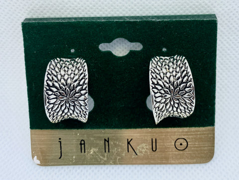 Jankuo Clip On Earrings